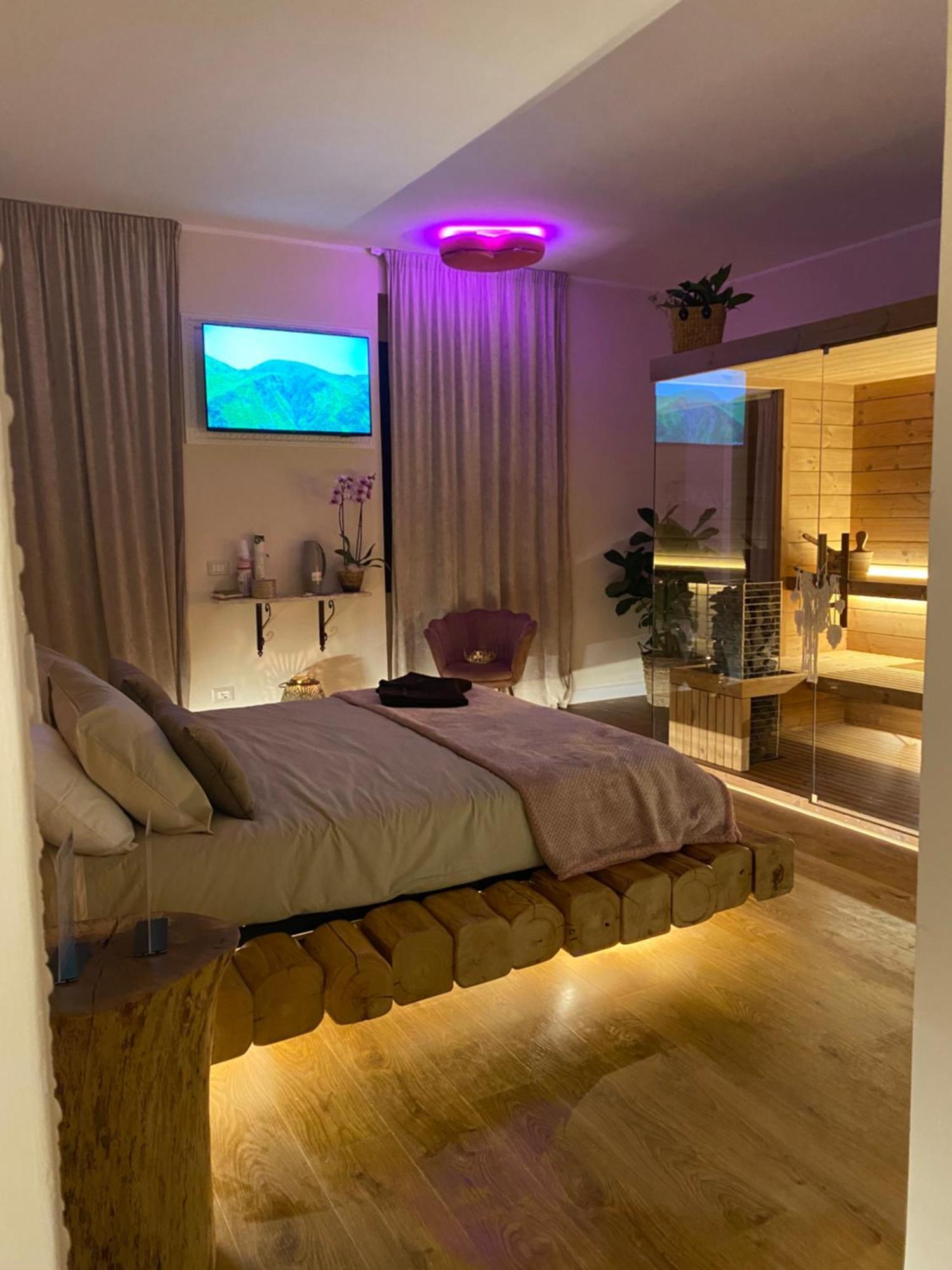 Love Space Sensory Spa & Relax Suite Santa Maria delle Mole Екстер'єр фото